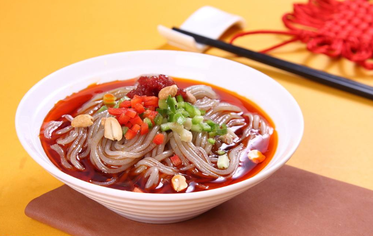 Suan La Fen (Chongqing Hot & Sour Noodle Soup) - The Woks of Life