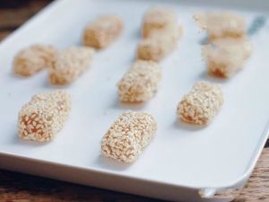 Chinese Sesame Soft Candy