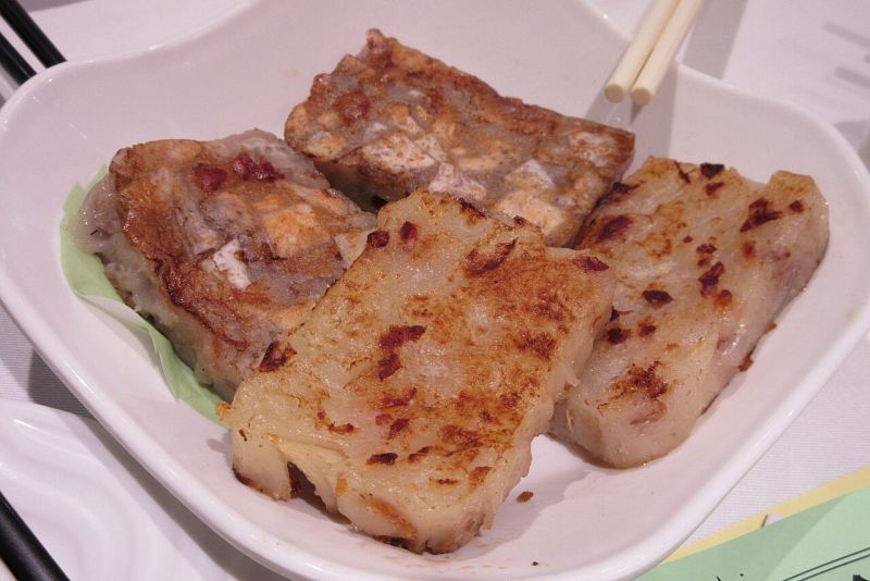File:Taro Cake.jpg